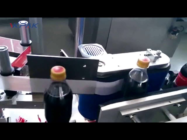 Аутоматска машина за етикетирање боца Цола